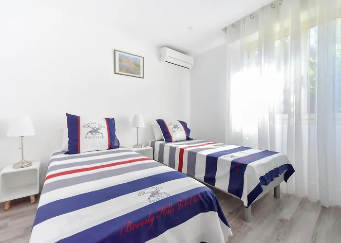 2p En Centre A 2min A Pied De La Croisette - 2p En Centre A 2min A Pied De La Croisette Mae-1923 شقة كان